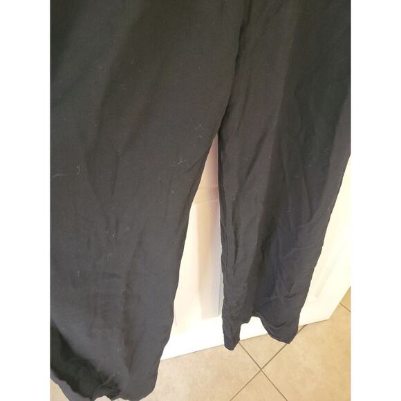 BCBG Maxazria Wide Leg Trouser Jumpsuit SZ 12 Ruffled Sleeveless White/Black - Picture 9 of 11